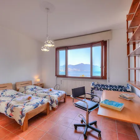 La Finestra Sul - Happy * Στρέσα